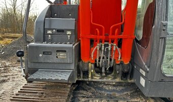 14t pásové rypadlo Hitachi ZX130 (málo mth) - 12