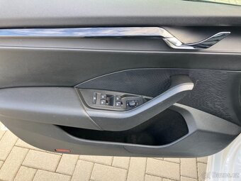 Škoda Octavia IV 2.0TDI AMBITION PLUS - 12