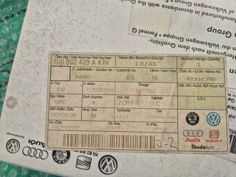 Škoda Octavia I držák nápojů - 12