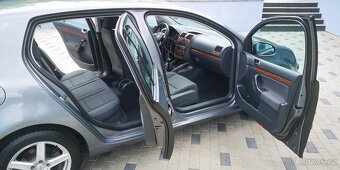 Volkswagen Golf V 1,4i - 16V - 55kw. STK+EM do 1/2027 - 12