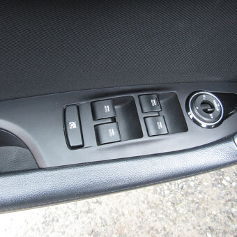 Hyundai I40 1,7CRDi 100kw, 2013 - 12