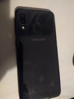 Samsung a20e na ND - 12