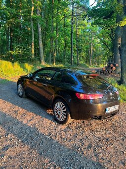 Alfa Romeo Brera 2.4 JTD – rarita pro fajnšmekra - 12