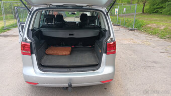 VW Touran 1,6 TDI, 77 kW, 5 míst, najeto 185000 km - 12
