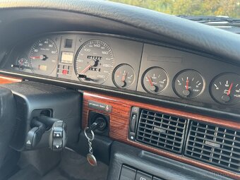 Audi 100 C3 2.2E - 12