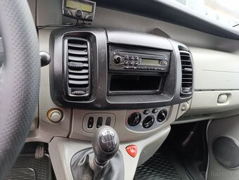 Renault Trafic Vivaro 2.0 DCi L2H2 tažné klima - 12