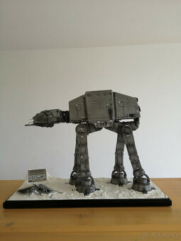 Mistrovské repliky Star Wars AT-AT, limitovaná edice, akrylo - 12