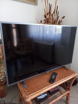 Philips 43PUS6703/12 4K UHD LED Smart - 12