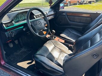 Mercedes-Benz 124 E220 kupé w124 - 12