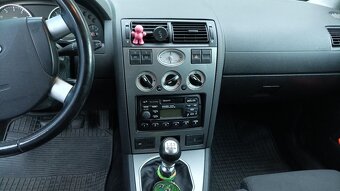 Ford Mondeo 1,8 benzín, 92kW, 9/2001,sport, nikdy nebourané - 12