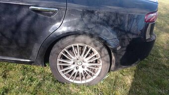Alfa Romeo 159 2.4 JTDM 154kw, na opravu nebo na díly - 12