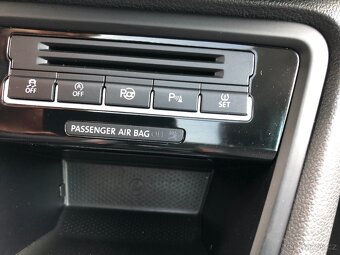 Volkswagen Sharan 2,0 TDI - 12