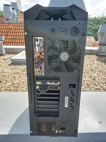 PC sestava - 12