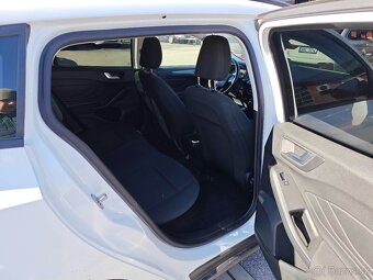 Ford Focus 1,0 Trend EcoBoost ČR/ 92kW - 12