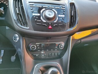 Ford Kuga 2.0 Tdci 103kw 4x4 Titanium 96000km - 12