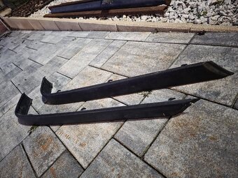 BMW e36 zbytky náhradních dílů - 12