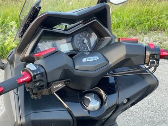Yamaha T-Max 530 BLACK EDITION FULL LED MIVV-ABS-PC-K&N - 12