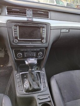 Škoda Superb 2 2.0 103kw CFHC kombi - 12