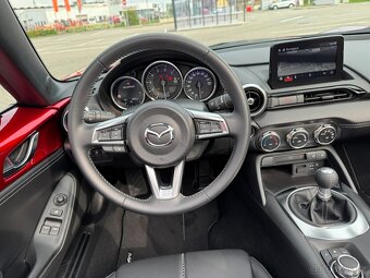 Mazda MX-5 Exclusive 2.0 G184 ZÁRUKA 2029 - 12
