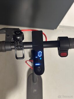 Xiaomi M365 Pro – 1. generace, Bezchybný stav - 12