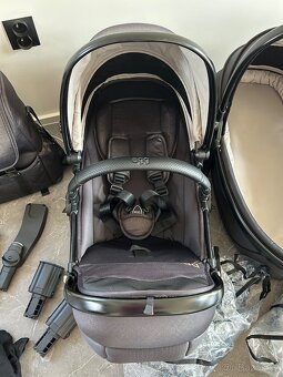 Set EGG2 - limitovaná edice Jurassic black/gold - 12