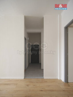 Pronájem bytu 2+kk, 48 m², Plzeň, ul. Korandova - 12