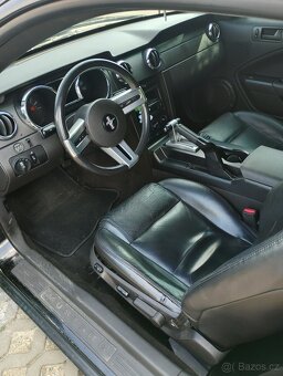 Ford Mustang 4. V6 - 12