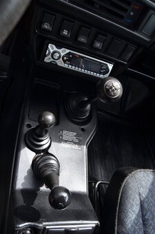 Lada Niva 1.7 4x4 - 12