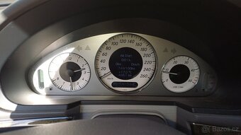 MB W211 E280CDI - 12