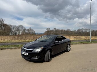Opel Astra H TwinTop 1.8i - 12