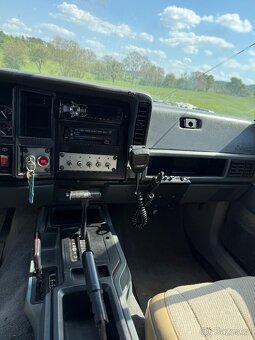 Jeep Xj 4.0 Patrol nápravy vše v TP - 12