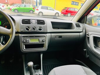 ŠKODA FABIA 1.2 TSi COMBI 63 kW PUVOD ČR KLIMA TAŽNÉ ZAŘÍZEN - 12