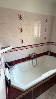 Prodej rodinného domu 130 m², pozemek 1143 m² - 12