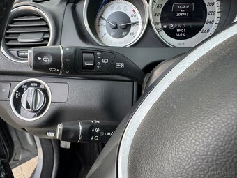 Mercedes-Benz C 300 T CDI BlueEfficiency 4-Matic XENON NAVI - 12
