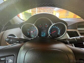 CHEVROLET CRUZE - 12