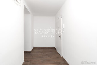 Pronájem krásného bytu 1+1, s balkónem, ul. Nábřeží SPB, Ost - 12