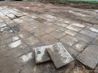 Staré žulové desky - minimální odběr od 15 m2 - 12