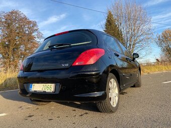 PEUGEOT 308 ROK 2008 1.6i 88kW BENZÍN + LPG - 12