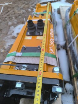 Hydraulické kladivo pro 1,5-2,5t - 12