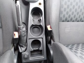 LAND ROVER FREELANDER 2 2.2 TD4 S - 12