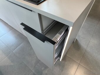 Designová kuchyně NOBILIA z expozice - 12