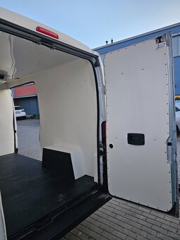 Fiat Ducato r.v.2015 96kw BB Skříň orginal chladící jednotka - 12