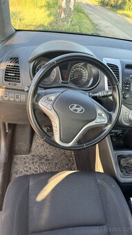 Hyundai ix20 - 12