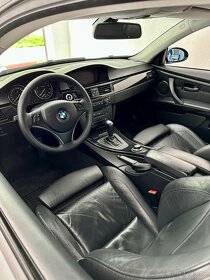 BMW E92 325i kupé N52K velká navi, kůže, xenony, TOP VÝBAVA - 12