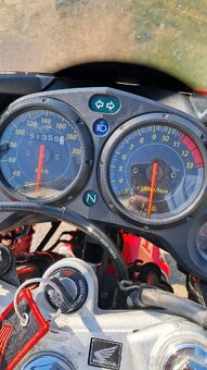Honda CBR 125 R - 12
