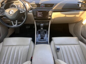 Škoda SUPERB 2.0 TDI 140kW 4x4 L&K Combi - 12
