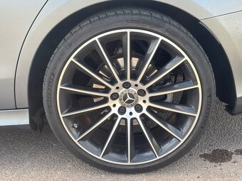 Mercedes-Benz E 220d AMG paket | 143 kW | - 12