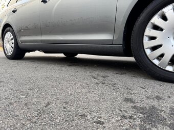 VW Golf VI 1.6TDI 77KW Style,Výhřevy,Senzory,Tažné,Digi AC - 12