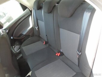 Seat Ibiza 1.2 TSI 77kW SERV.KNIHA - 12