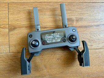 Dron DJI Mavic 2 Pro ve skvělém stavu - 12